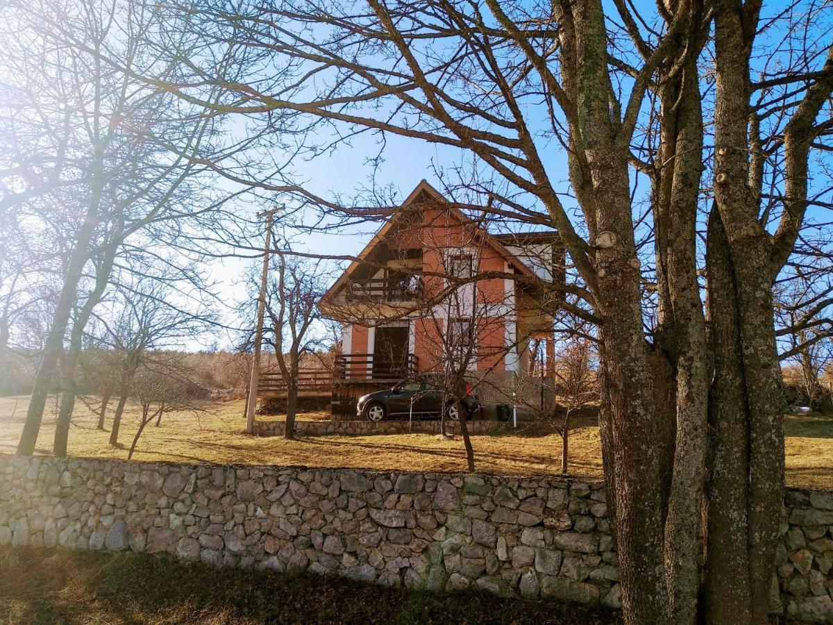 Srdica Kuca Villa Trnava  Exterior photo