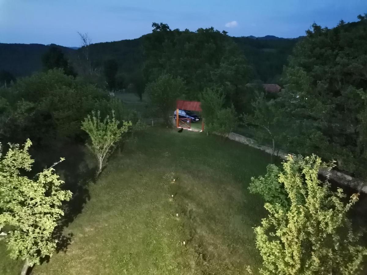 Srdica Kuca Villa Trnava  Exterior photo